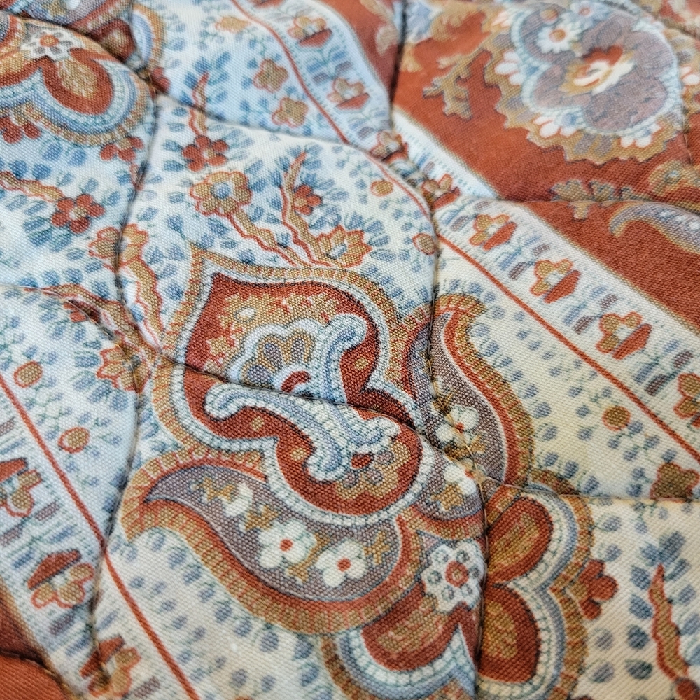 Paisley Quilted Placemats - Picture 5 of 5